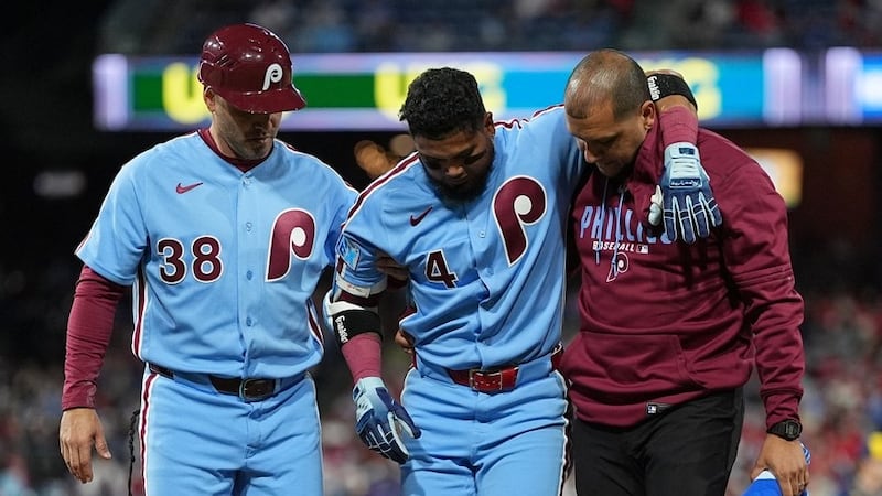 Phillies sit 2B Arraez after scary ankle sprain as NL playoff race tightens