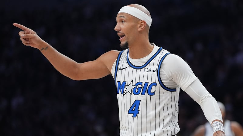 Magic’s Suggs out at least two weeks with knee injury