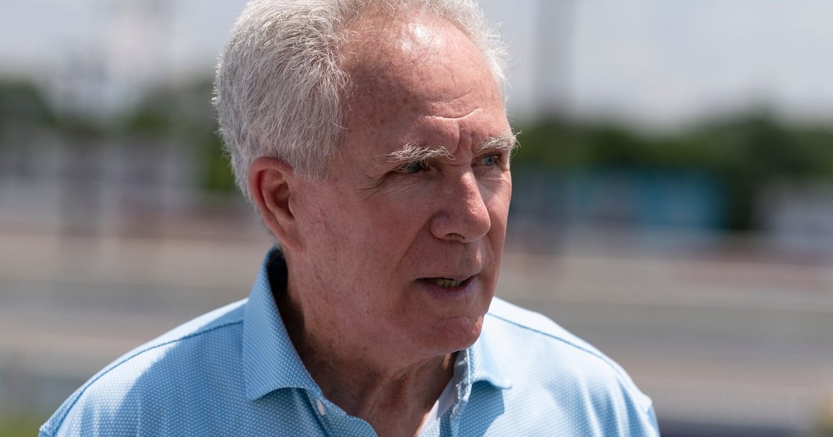 Darrell Waltrip has progressive brain disease, family says
