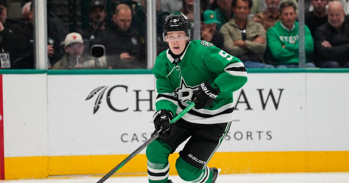 Dallas Stars sign Nils Lundkvist to two-year, $3.5 million extension