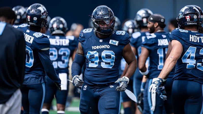 Argonauts bring back defensive lineman Hendrix