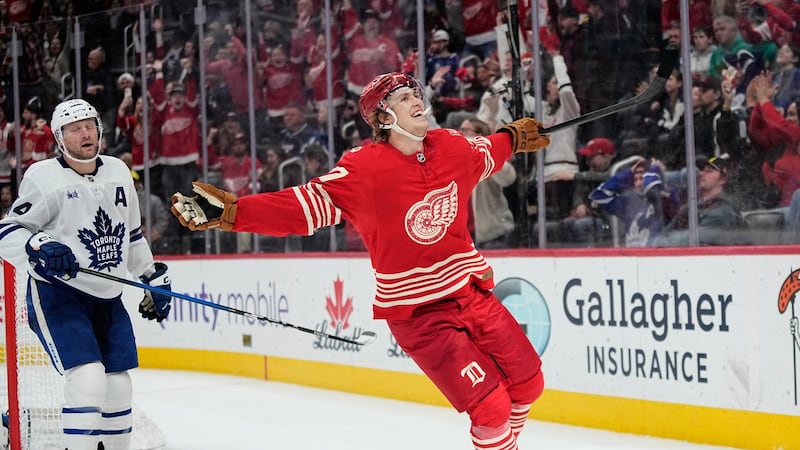 Edvinsson remains unsigned on eve of Red Wings’ season-opener against Rangers