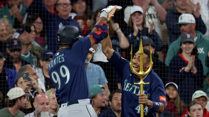 Montes has memorable debut as Mariners beat Red Sox to keep pace in wild card