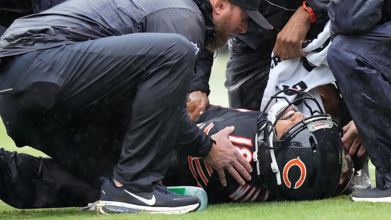 Bears’ Williams carted off with hamstring injury