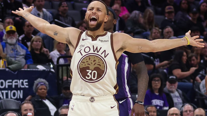 Curry to become first active player to have a dedicated exhibit at the Basketball Hall of Fame
