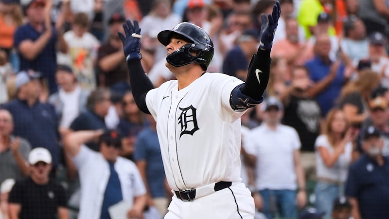 Tigers score in every inning to rout Orioles