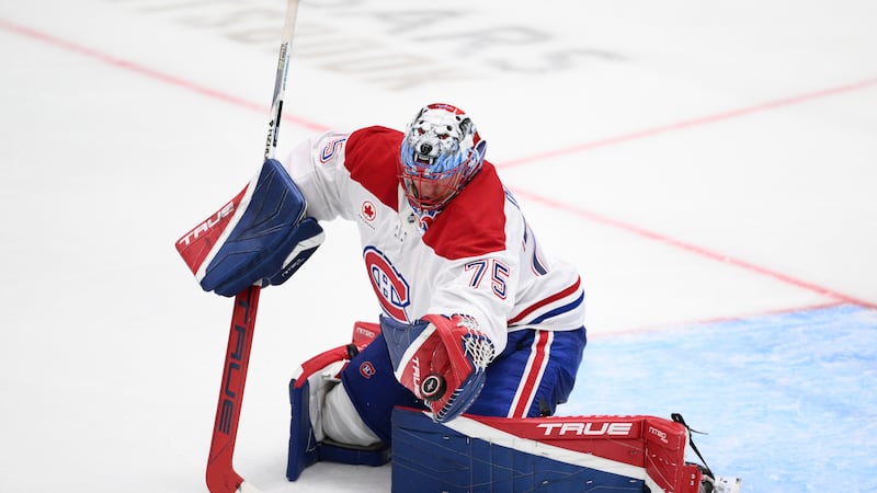 Ice Chips: Canadiens G Dobes starts vs. Sharks; Engstrom draws in as Reinbacher sits
