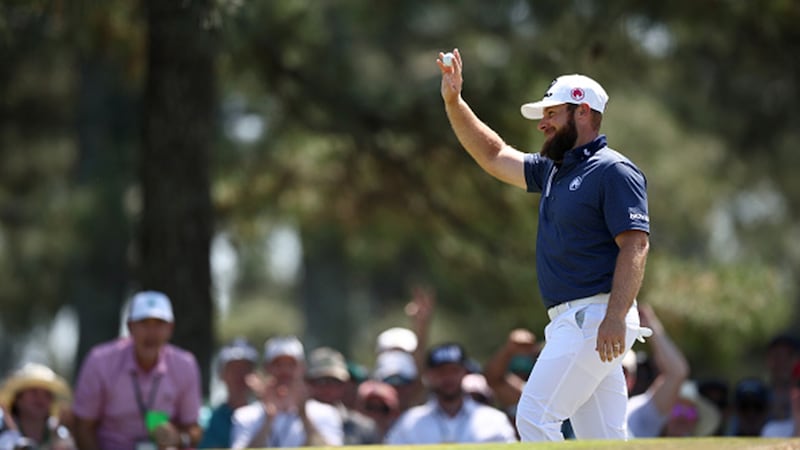 Must See: Rai and Hatton hole out for eagle with similar sensational shots at 7