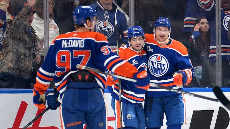 Matt Savoie powers Oilers early with first-period hat trick