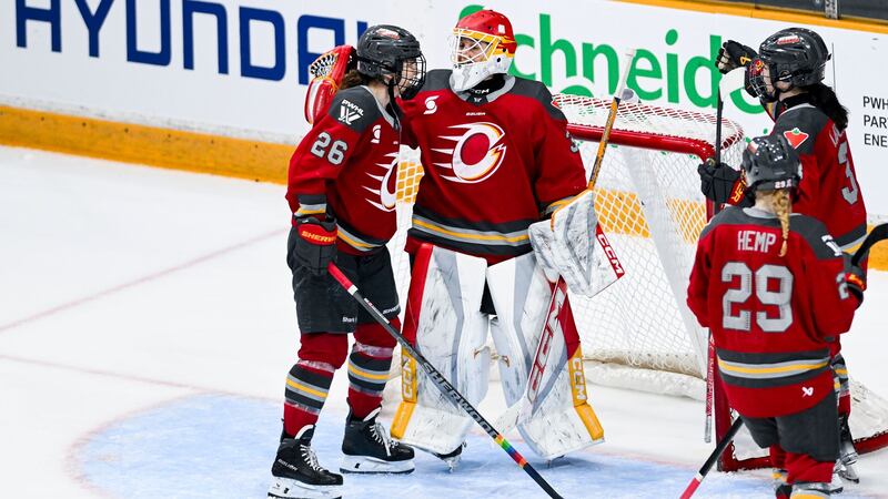 PWHL: Sirens 1, Charge 5