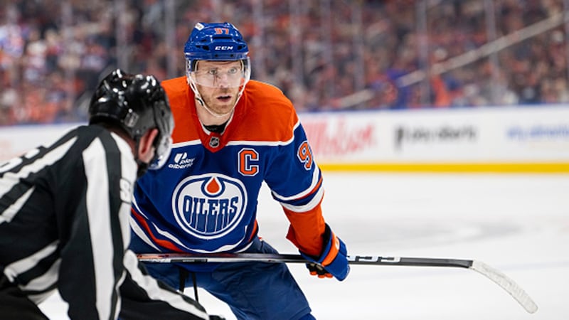 MJ: 'It feels like he wants to be successful so bad that he reverts back to a bit of the solo game'