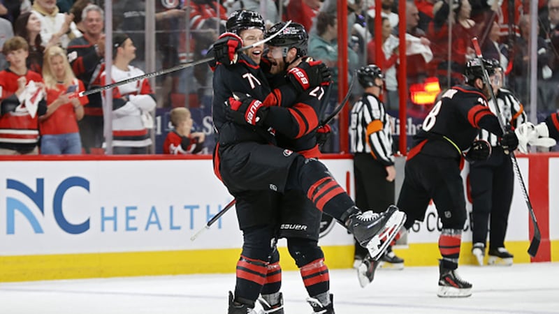 NHL: Flyers 2, Hurricanes 3 (OT)