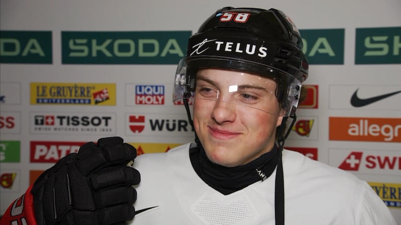 Finnie discusses 'surreal' opportunity to be on the ice with Crosby and learning from him