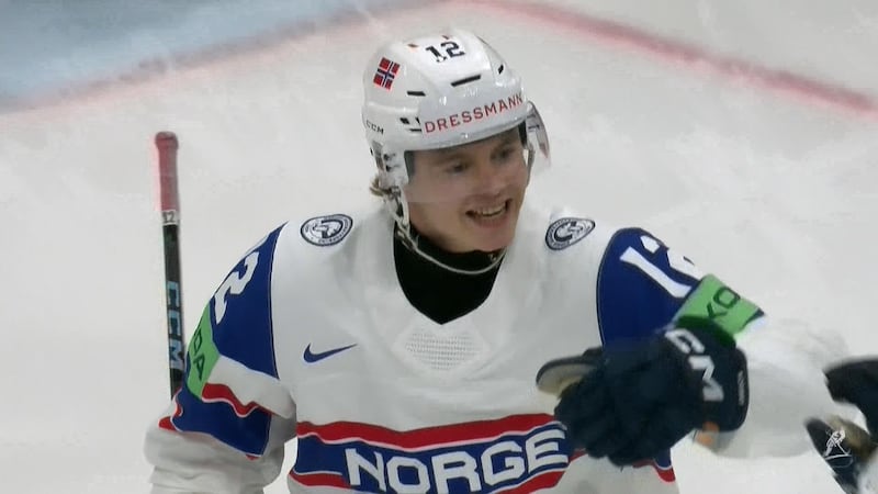 Steen redirects Vesterheim's slap-pass to score as Norway retakes the lead