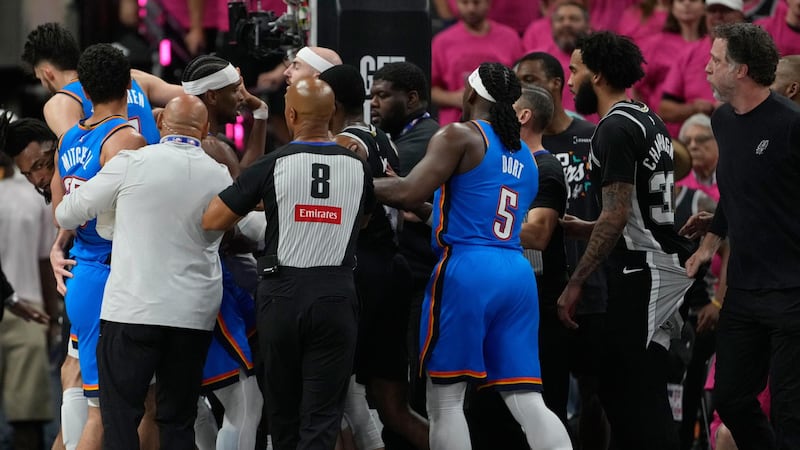 Must See: OKC, Spurs players get into shoving match after Castle takes hard fall