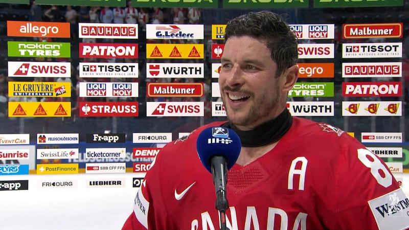 Crosby on his surge in assists this tournament: 'Doesn't hurt playing with 71, for sure'