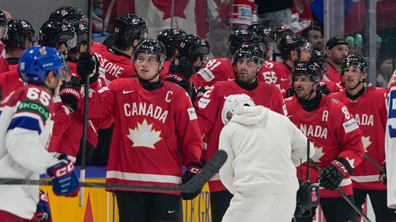 WHC: Canada 3, Czechia 2