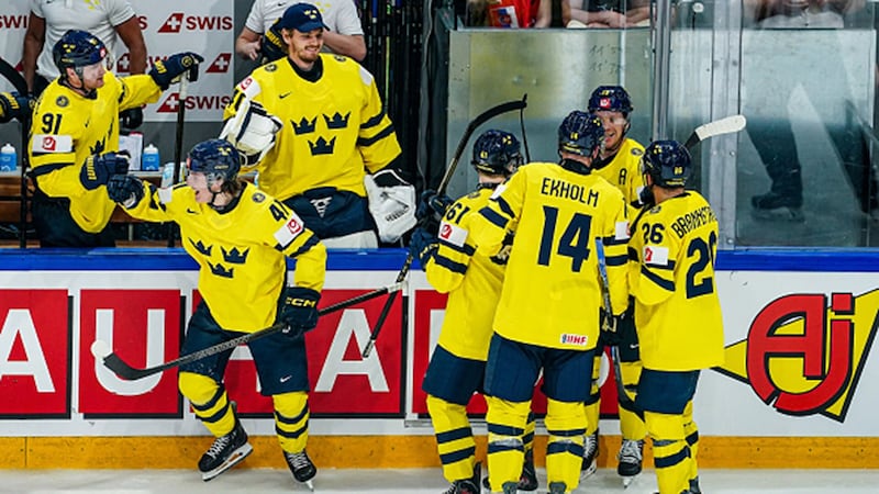 WHC: Slovakia 2, Sweden 4