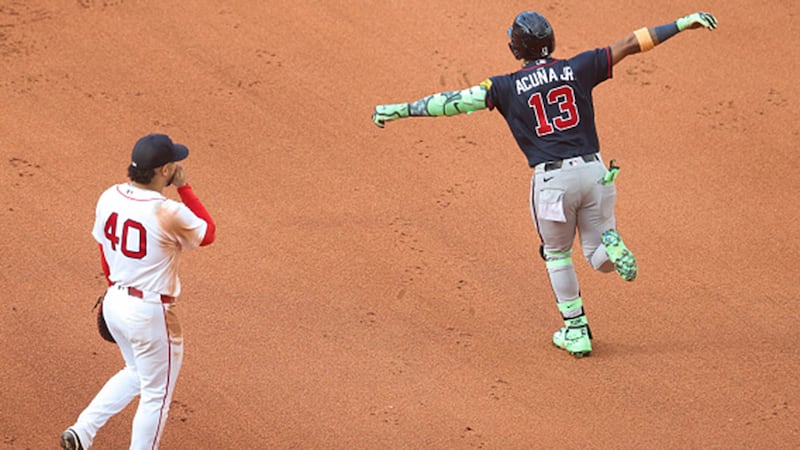 MLB: Braves 10, Red Sox 2