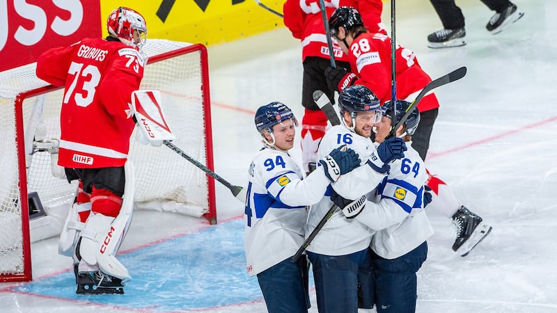 WHC: Finland 4, Canada 2