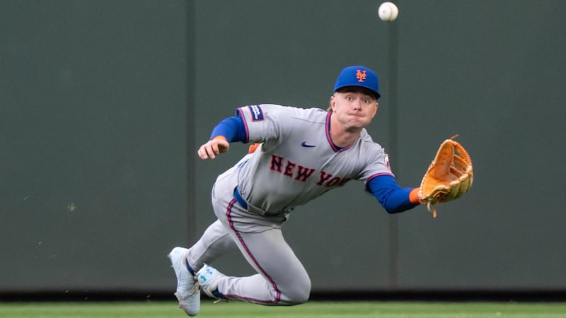 A.J. Ewing turns on the jets to make an outstanding grab for Mets