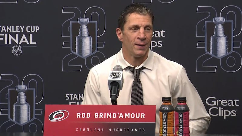 'You'll see': Brind'Amour avoids confirming who will start in net for Canes in Game 4
