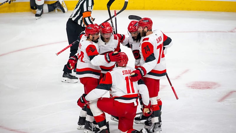 Stanley Cup Final shifts to a best-of-three as series heads back to Carolina for Game 5