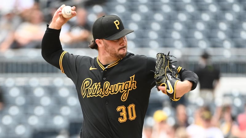 Paul Skenes strikes out the side to cap off 10-K performance