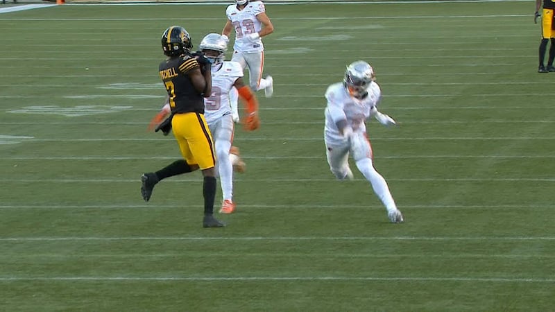 Deep pass to Mitchell sets up Dolegala's TD as Tiger-Cats continue hot start