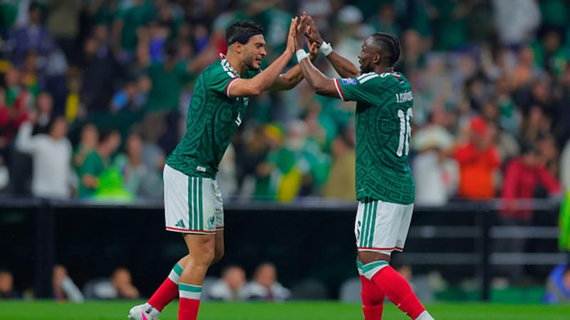 Mexico dominates Ecuador for its second ever knockout stage win at World Cup