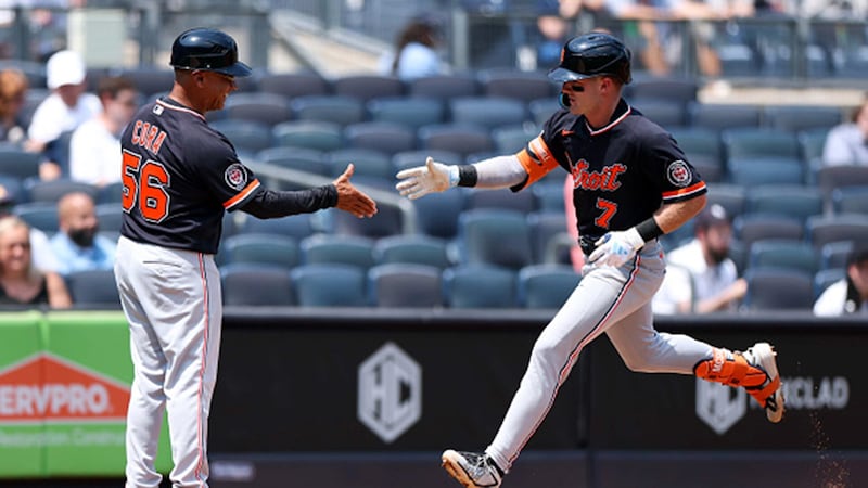 MLB: Tigers 6, Yankees 2 (11)
