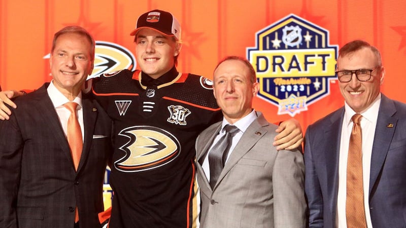 Despite offer sheet drama, Ducks GM and Carlsson maintain 'great relationship'