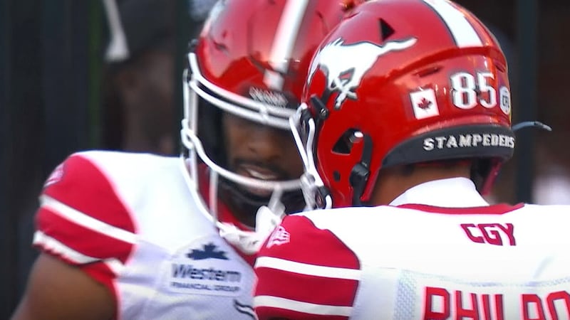 Adams Jr. drops it into a bucket for a Brissett TD