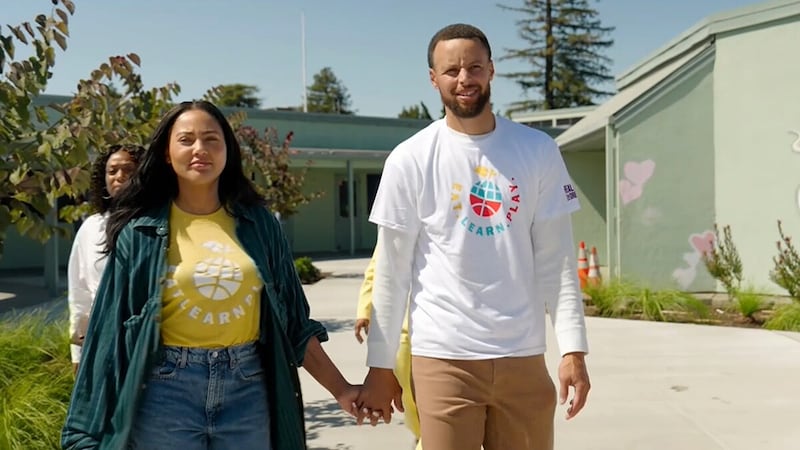 Stephen and Ayesha Curry honoured with Muhammad Ali Sports Humanitarian Award