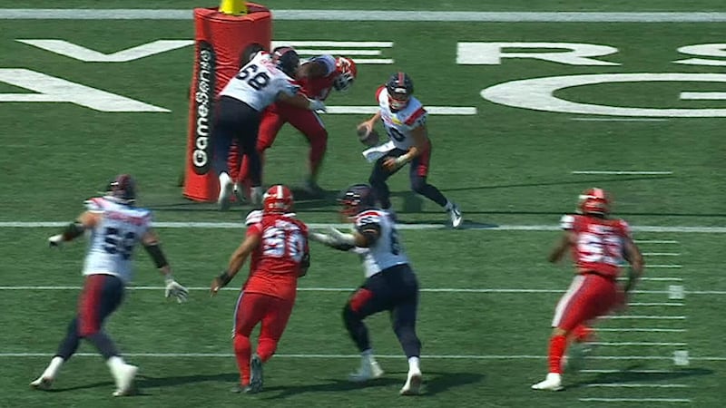 Must See: Alexander eludes sack in end zone, connects with Philpot for 32-yard gain