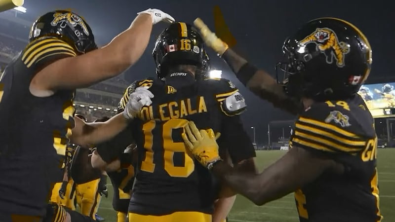 Another one-yard score extends the Tiger-Cats' lead