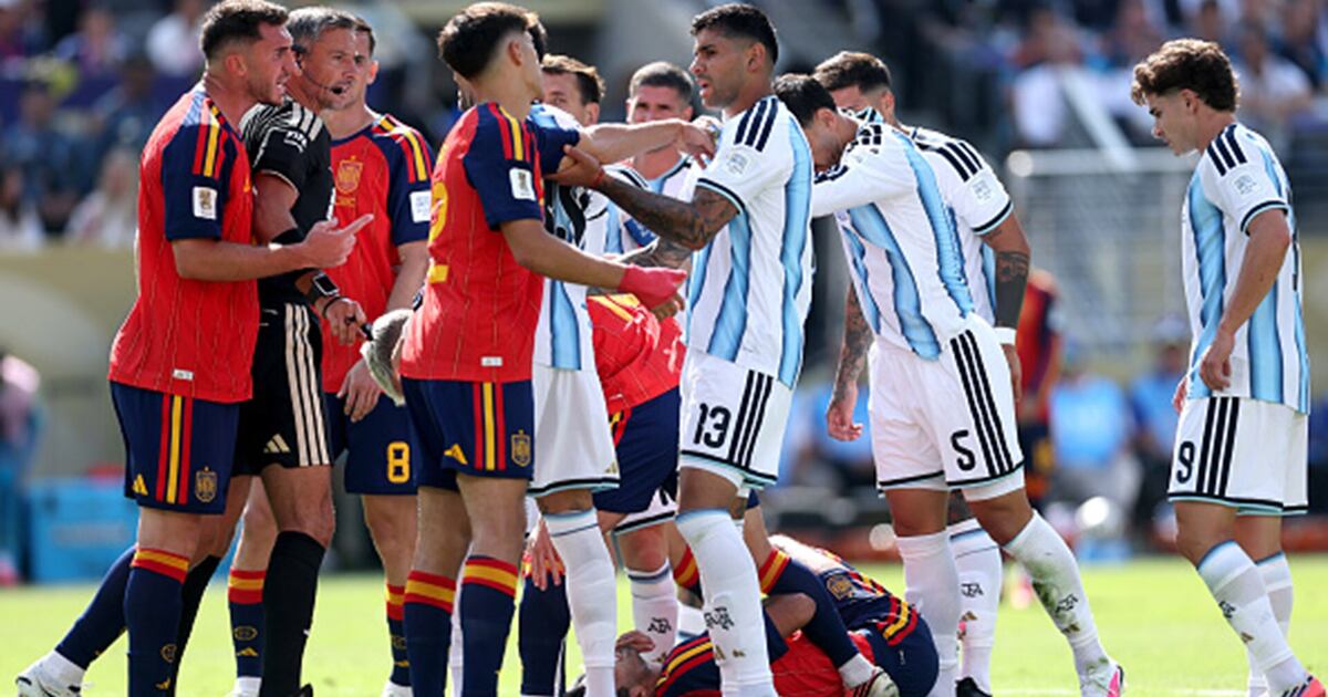 The Pedri Incident Sparks a Fiery Debate between Spain and Argentina