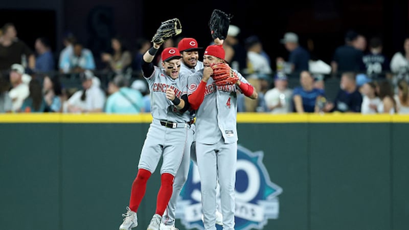 MLB: Reds 4, Mariners 2