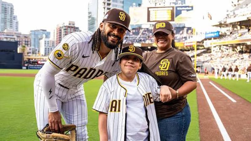 'My Wish': Victoria meets MLB star Fernando Tatis Jr.