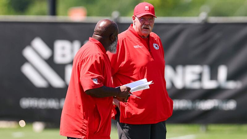 Andy Reid offers support to Eric Bieniemy and his family