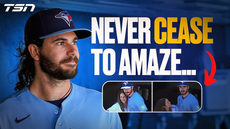 Cease pitches a gem then mistakenly poses for selfie | Must-See Moments