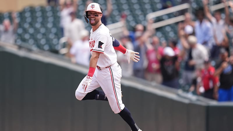 Must See: 'Can you believe it?!' - Clemens goes yard for the Ultimate Grand Slam