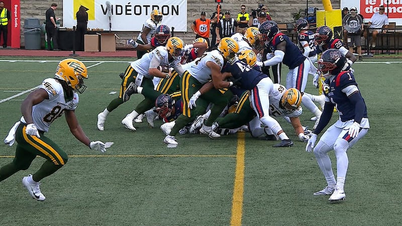 Fajardo punches in touchdown as Elks tie it up against Alouettes