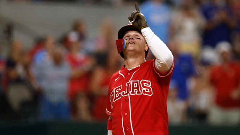 MLB: Orioles 1, Rangers 2
