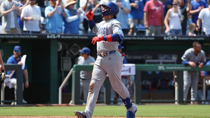 MLB: Cubs 10, Royals 2