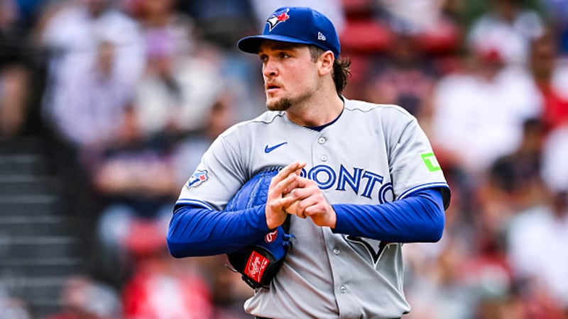 Yesavage undergoes surgery on knee, could still return in 2026