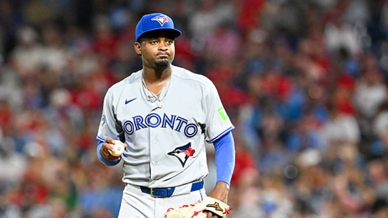 Jays look to keep rolling just 2.5 games back in wild-card race