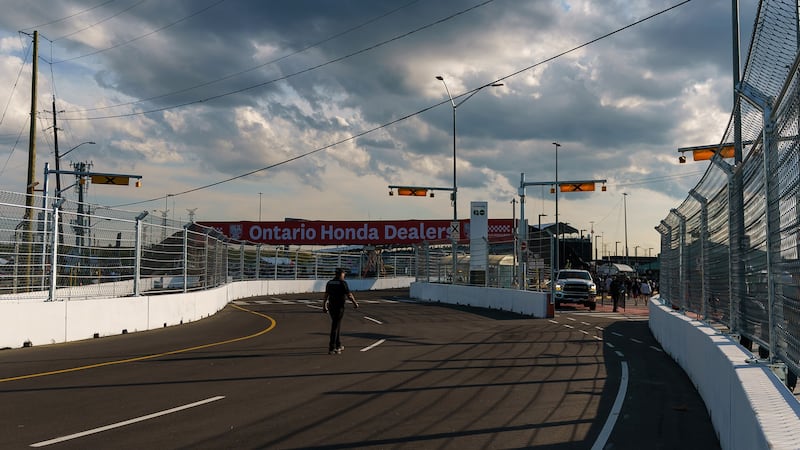 Hauraney updates track conditions at Markham after Friday's practice was postponed