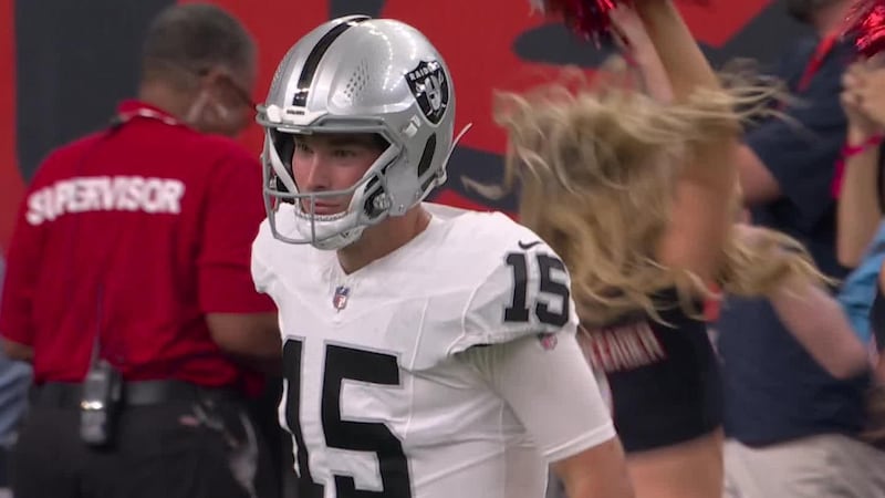 Fernando Mendoza throws an 80-yard pick-six as Texans go up 14-0