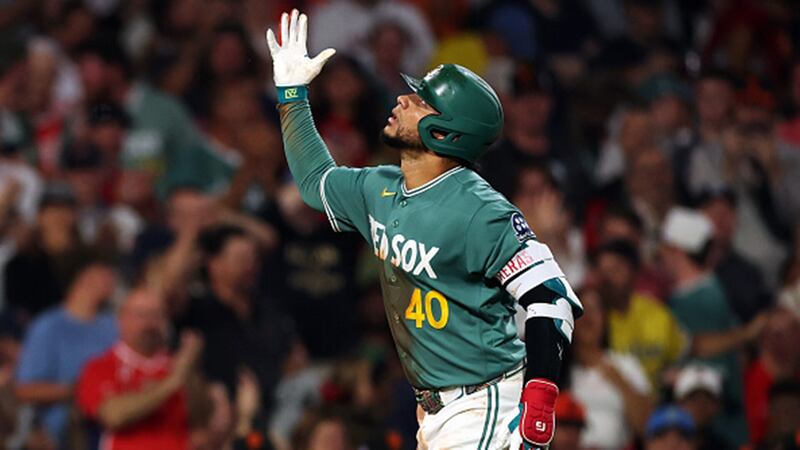 MLB: Giants 4, Red Sox 6
